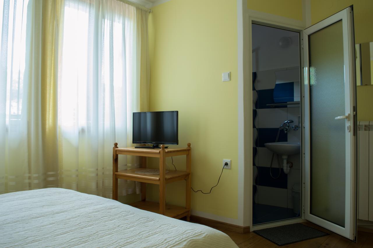 Bobi Guest House Koprivshtitsa Buitenkant foto